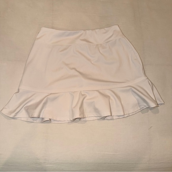 Tommy Bahama Dresses & Skirts - Tommy Bahama White Golf Skort Ruffle Hem Athletic Tennis Skirt Size S